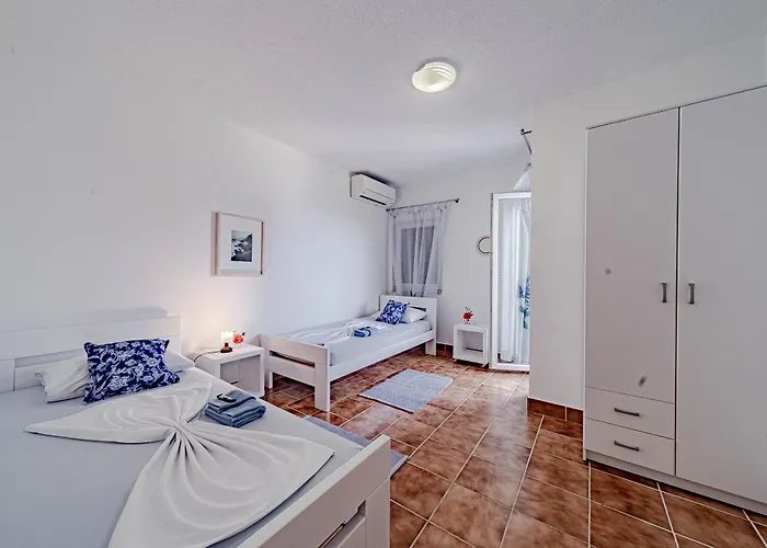 Apartament By The Sea Kuciste - Perna, Peljesac - 21507