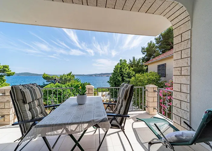 Apartament By The Sea Kuciste - Perna, Peljesac - 21507 Orebić